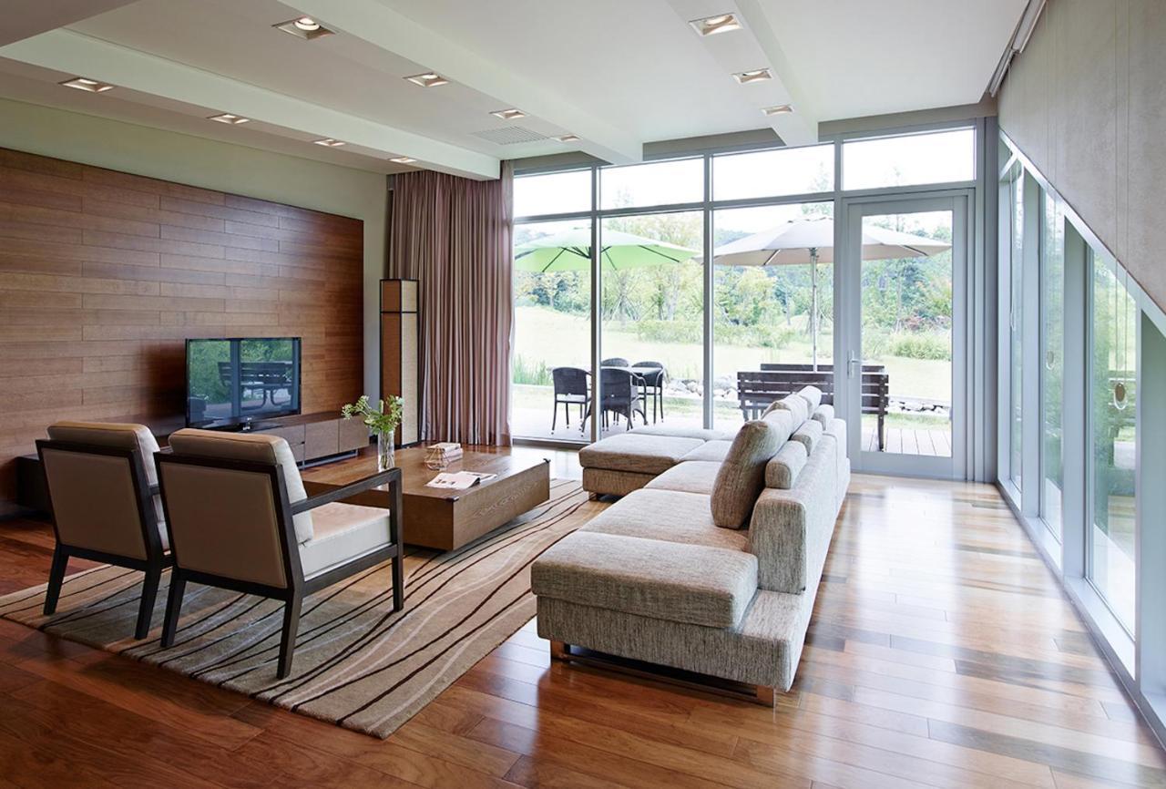The Suites Hotel Namwon Екстериор снимка