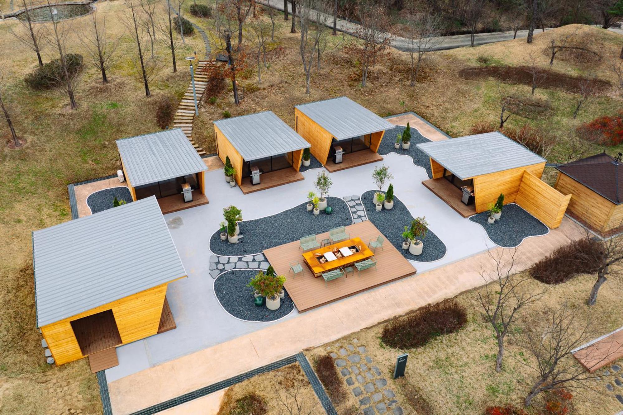 The Suites Hotel Namwon Екстериор снимка