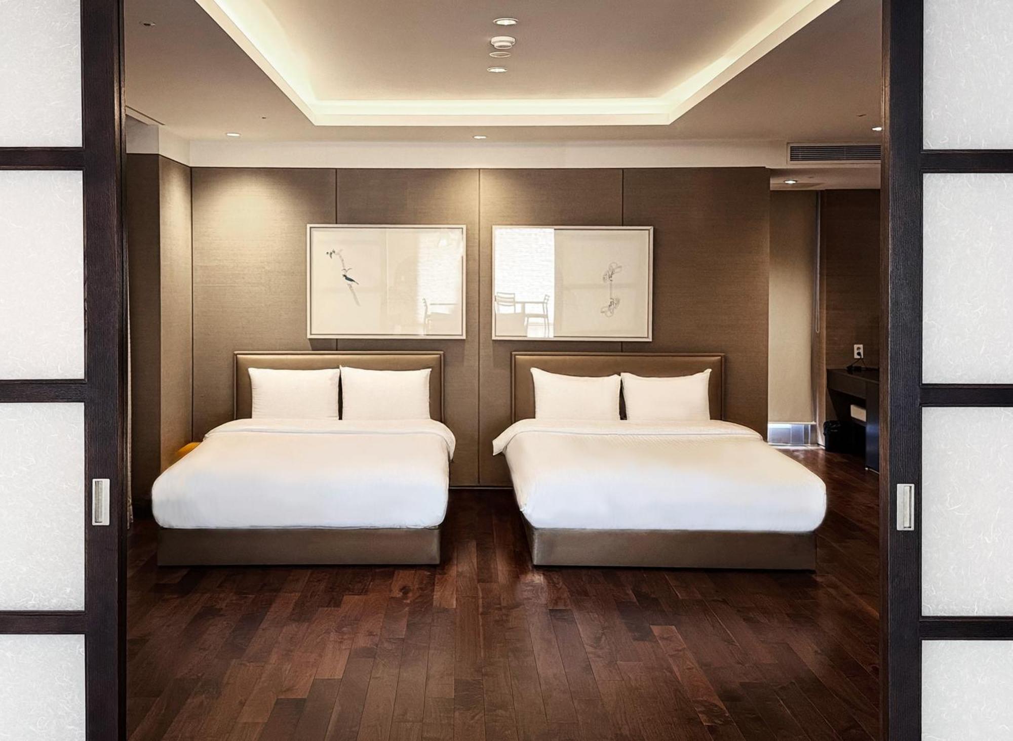 The Suites Hotel Namwon Екстериор снимка