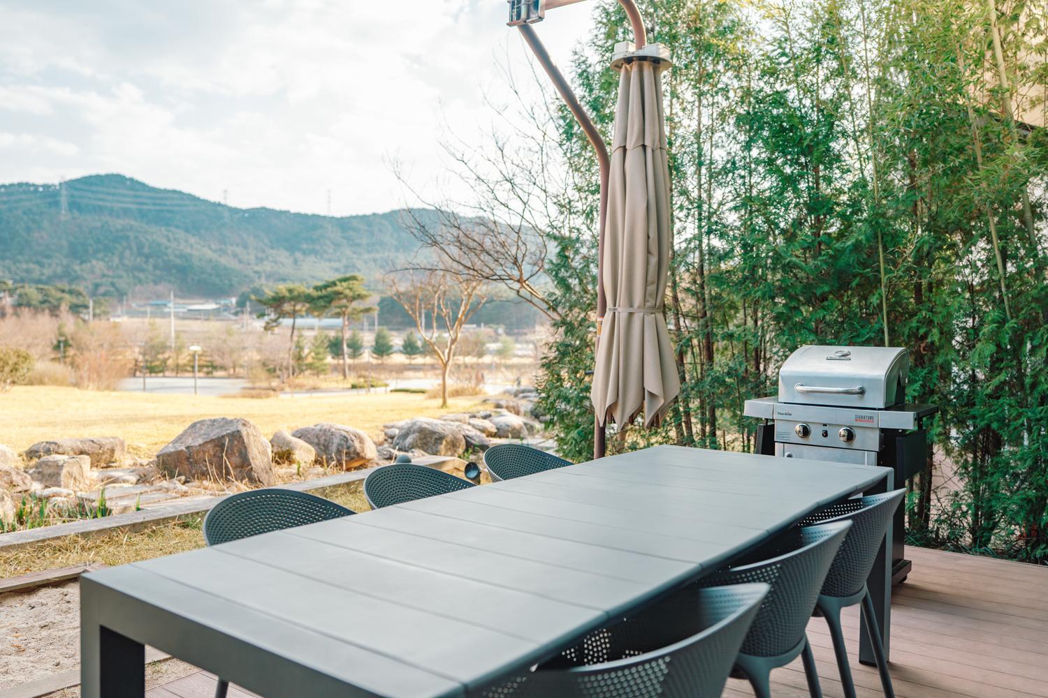 The Suites Hotel Namwon Екстериор снимка